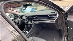 جیپ گراند شیرۆکی